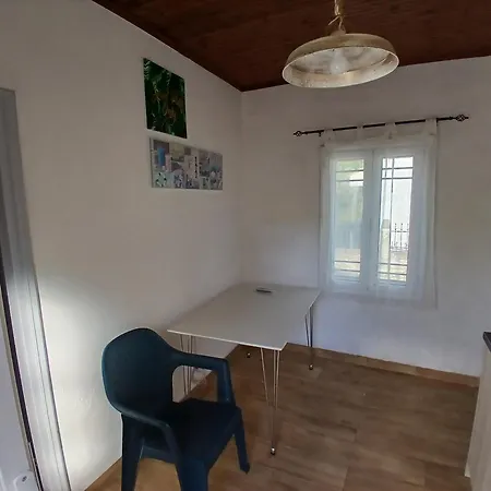Vakantiehuis Grenta Karousádes
